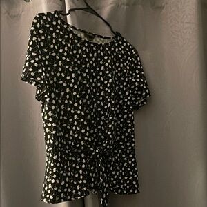 Floral Black and White Women's Top